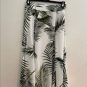 NWT H&M Palm Leaves Skirt